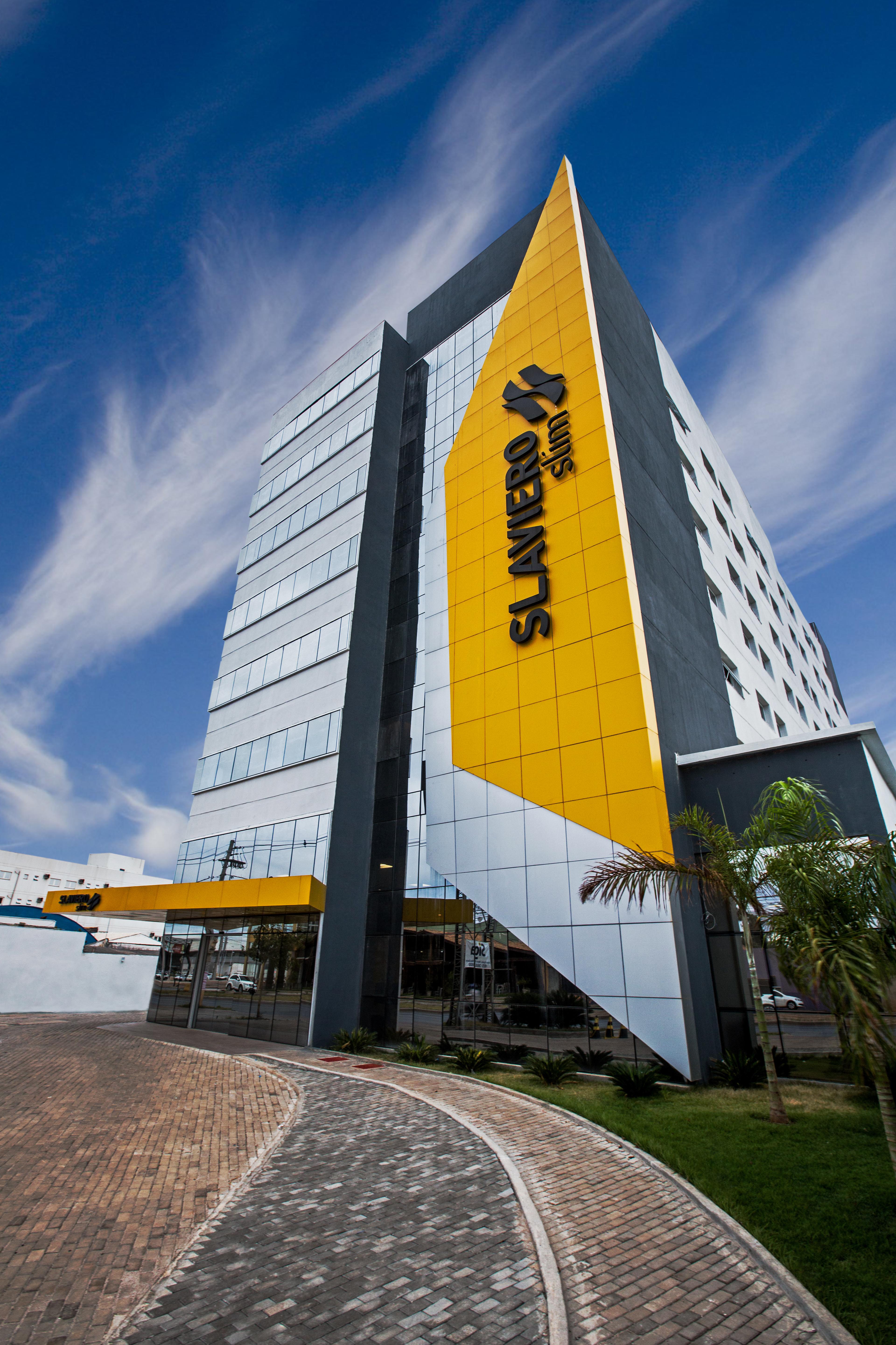 Slim Cuiabá Aeroporto by Slaviero Hotéis Exterior foto